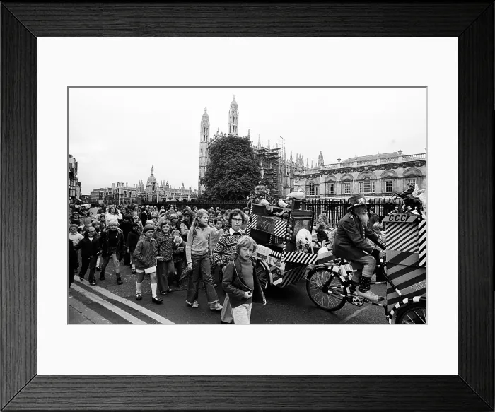 Framed Print : Snowy Farr Framed Print : Snowy Farr