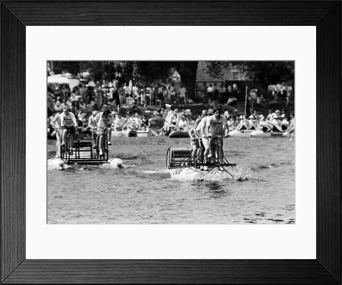 Framed Print : Cambridge Raft Race, 1991 Framed Print : Cambridge Raft Race, 1991