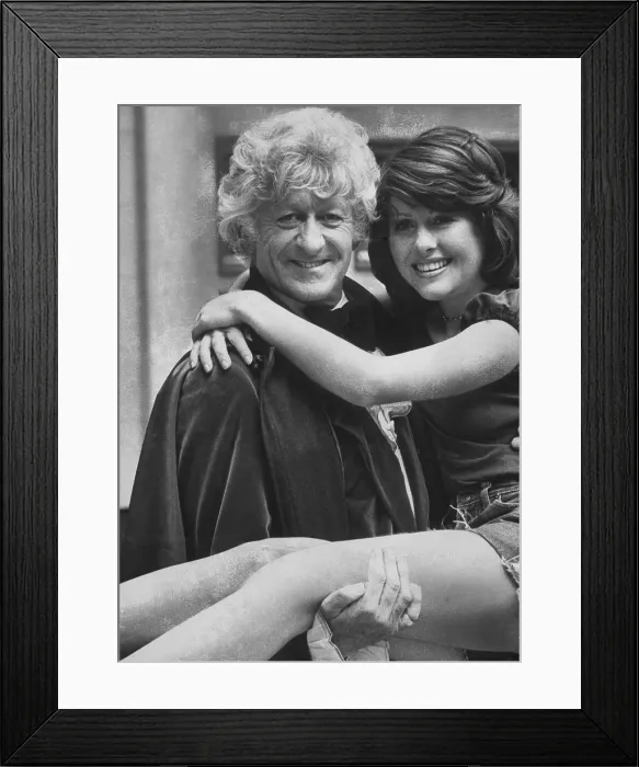 Framed Print : Jon Pertwee Dr Who, and Elisabeth Sladen, his assistant, 1973 Framed Print : Jon Pertwee Dr Who, and Elisabeth Sladen, his assistant, 1973