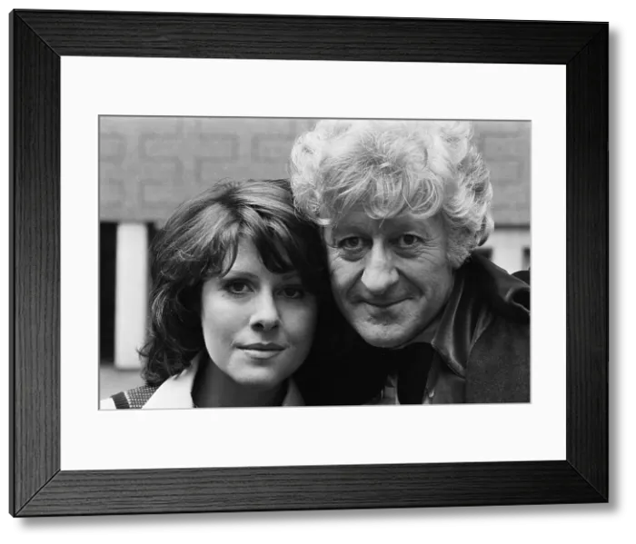 Framed Print : Elisabeth Sladen and Jon Pertwee Framed Print : Elisabeth Sladen and Jon Pertwee