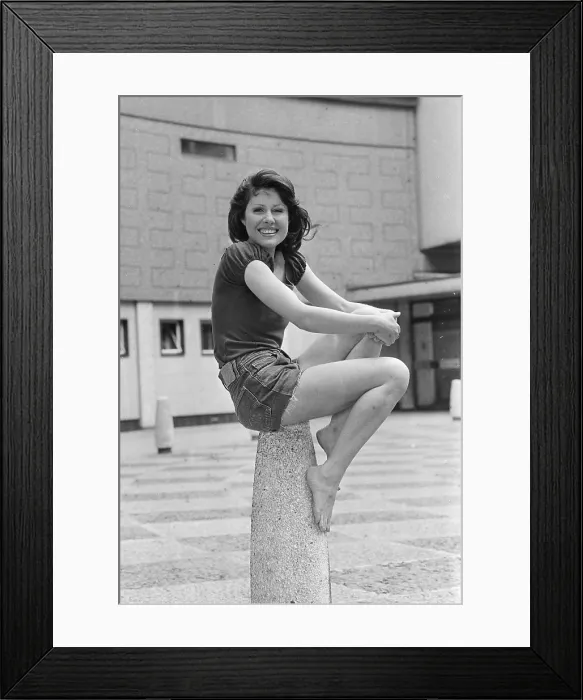 Framed Print : Elisabeth Sladen and Jon Pertwee Framed Print : Elisabeth Sladen and Jon Pertwee