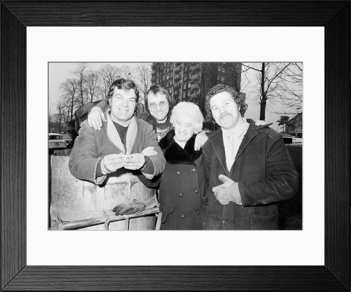 Framed Print : Dustmen find gold rings, 1977 Framed Print : Dustmen find gold rings, 1977