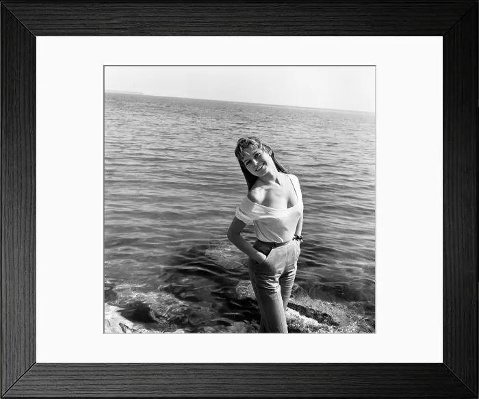 Framed Print : Brigitte Bardot Framed Print : Brigitte Bardot