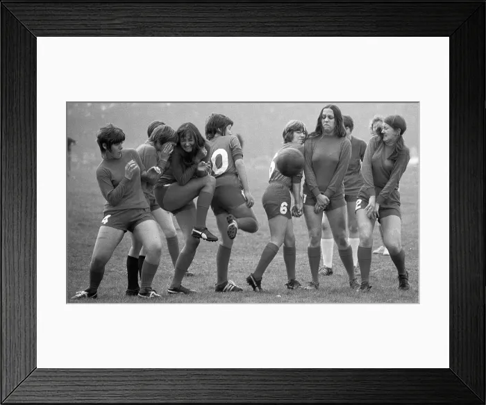 Framed Print : Orient Girls taking defensive action against a free kick. 27th September 1970 Framed Print : Orient Girls taking defensive action against a free kick. 27th September 1970