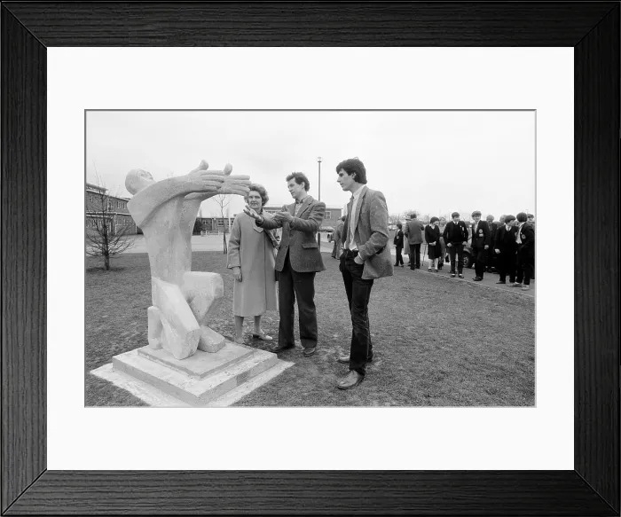 Framed Print : Sculpture unveiled outside Comberton Village College, 1985 Framed Print : Sculpture unveiled outside Comberton Village College, 1985