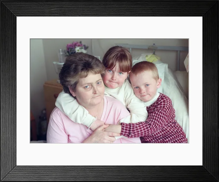 Framed Print : Bridget Dawson with her two young children Framed Print : Bridget Dawson with her two young children