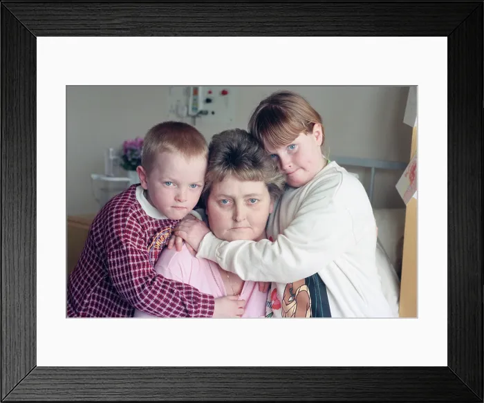 Framed Print : Bridget Dawson with her two young children Framed Print : Bridget Dawson with her two young children