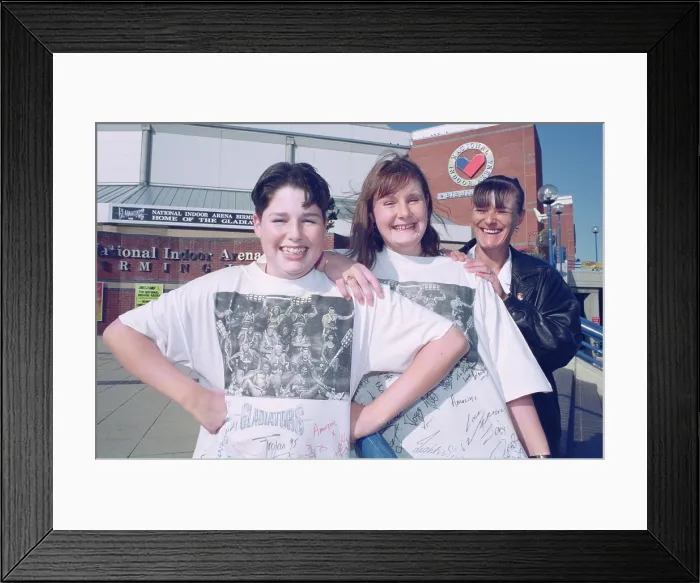 Framed Print : Pat Noddings with her son Paul and niece Bev at the Birmingham National Indoor Arena Framed Print : Pat Noddings with her son Paul and niece Bev at the Birmingham National Indoor Arena