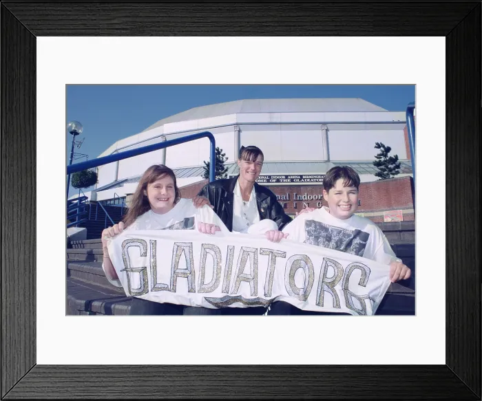 Framed Print : Pat Noddings with her son Paul and niece Bev at the Birmingham National Indoor Arena Framed Print : Pat Noddings with her son Paul and niece Bev at the Birmingham National Indoor Arena