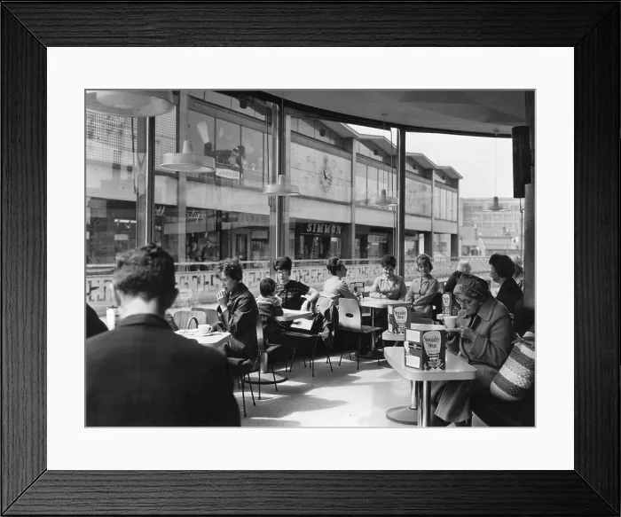 Framed Print : Round Cafe Framed Print : Round Cafe