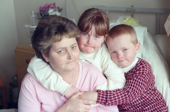 Framed Print : Bridget Dawson with her two young children Framed Print : Bridget Dawson with her two young children