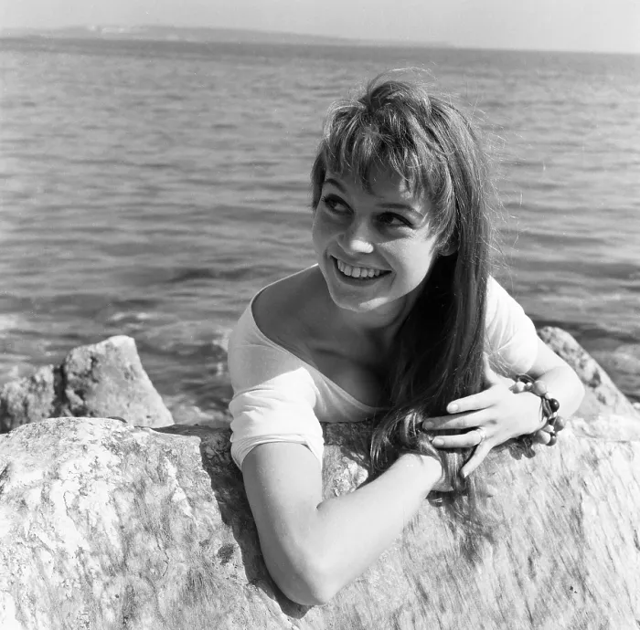 Framed Print : Brigitte Bardot Framed Print : Brigitte Bardot