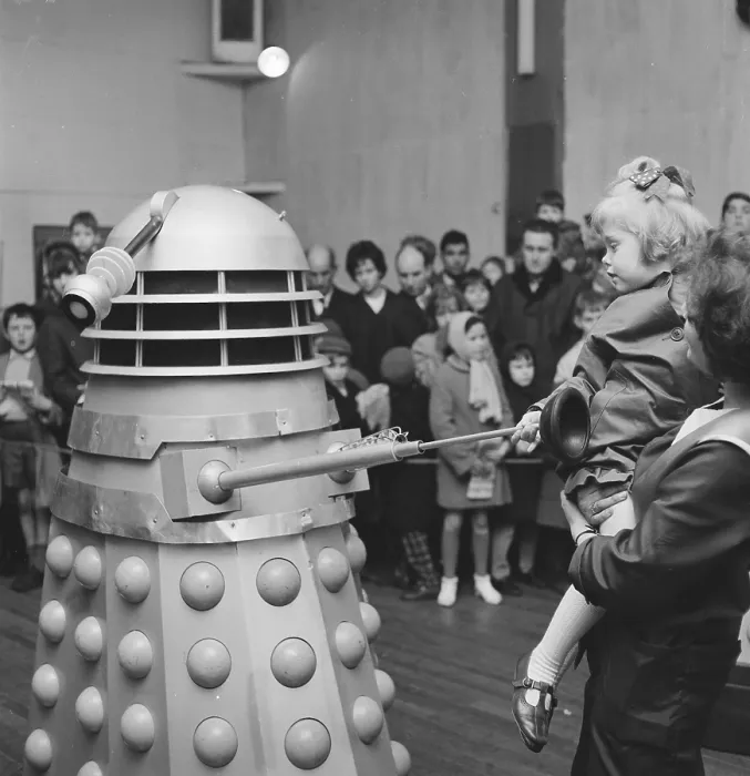 Framed Print : The Dr Who Darleks visit Woking, Surrey in 1964 Framed Print : The Dr Who Darleks visit Woking, Surrey in 1964