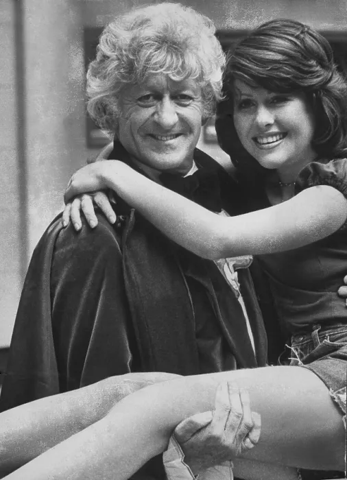 Framed Print : Jon Pertwee Dr Who, and Elisabeth Sladen, his assistant, 1973 Framed Print : Jon Pertwee Dr Who, and Elisabeth Sladen, his assistant, 1973