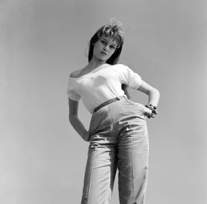Entertainment Prints: Brigitte Bardot