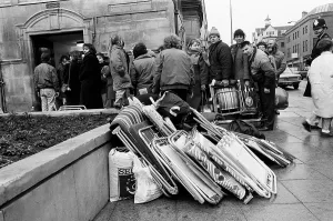 Entertainment Prints: Jason Donovan fans queuing for tickets, 1990