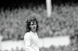 Spurs vs. Chelsea - April 1975: A game marred by crowd trouble